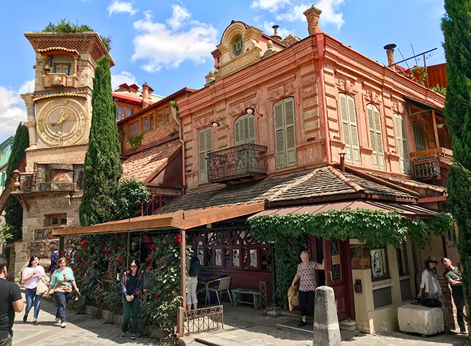 Georgia-Tbilisi-Clock-Tower-and-Gabriadze-Cafe-in-Old-Town.jpg