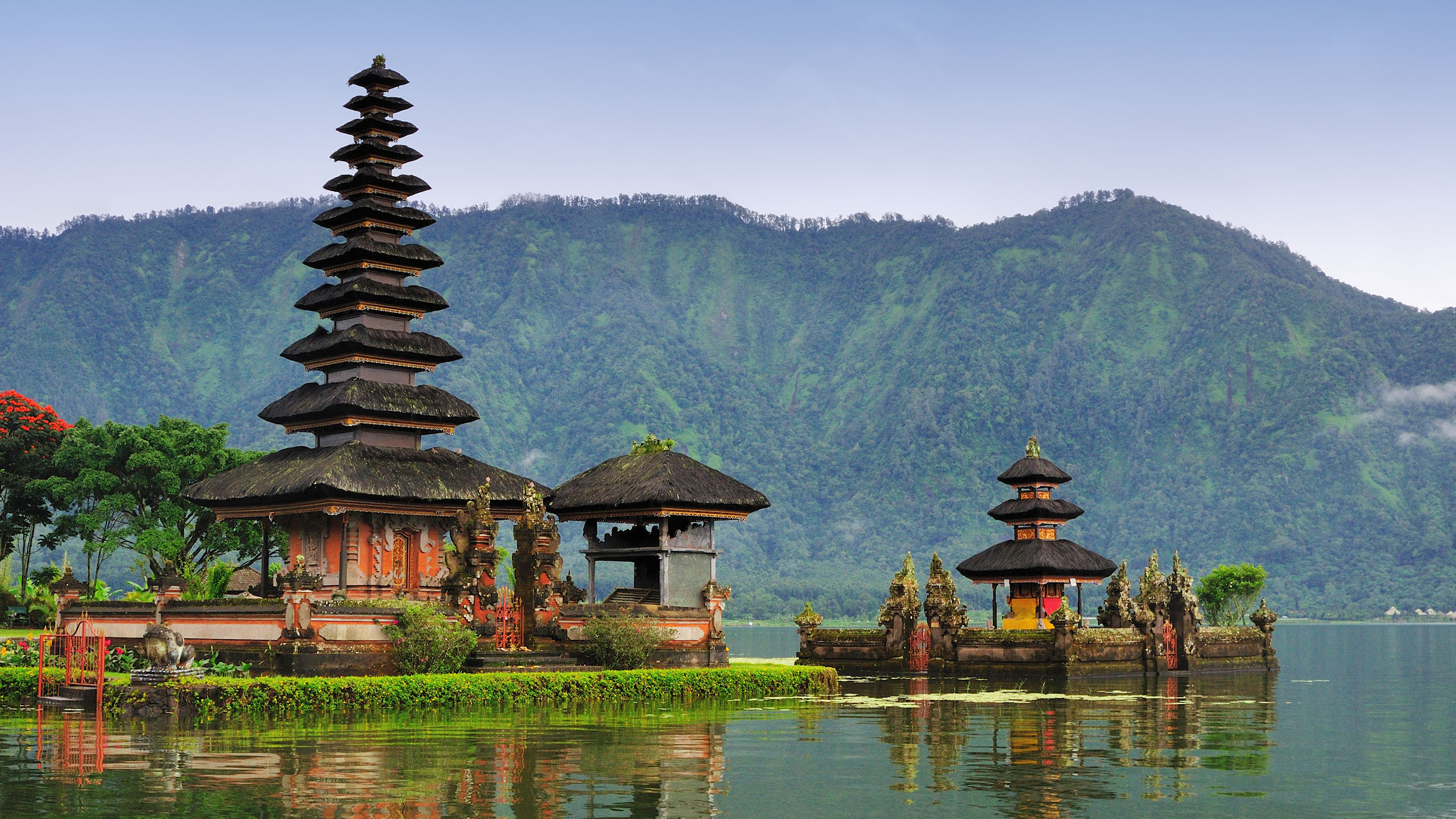 Bali_0000_Indonesia-Bali-Pura-Ulun-Danu-Bratan.jpg